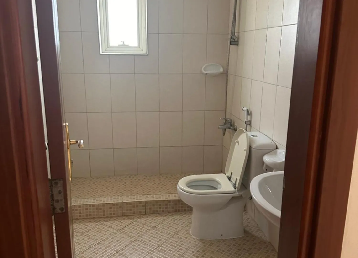 Farzu'S Bnb - 3 Sharjah Homestay